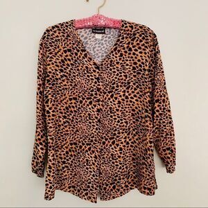 Vintage Leopard Print Button Up Size Medium‎
